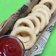 Луковые кольца с соусом 8шт